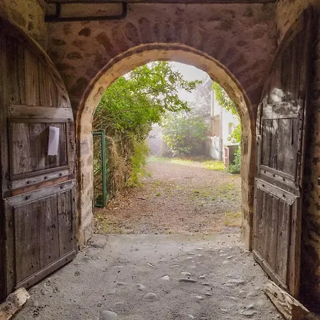 Daire Pour 7 Personnes Dans Maison Du Xviiieme Siecle A *